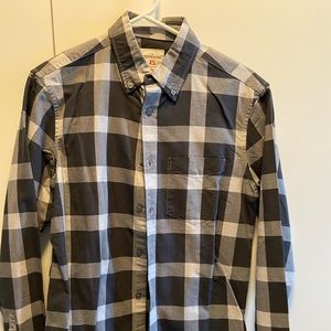 Gap long sleeve shirt